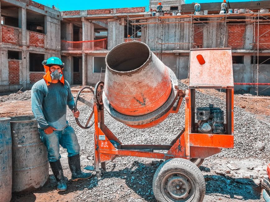 Injured construction worker filing a workers compensation claim